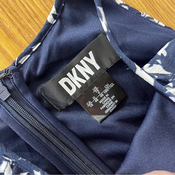 DKNY Floral Print Halter Neck Midi Dress ivory navy blue - 16 - Picture 11 of 11